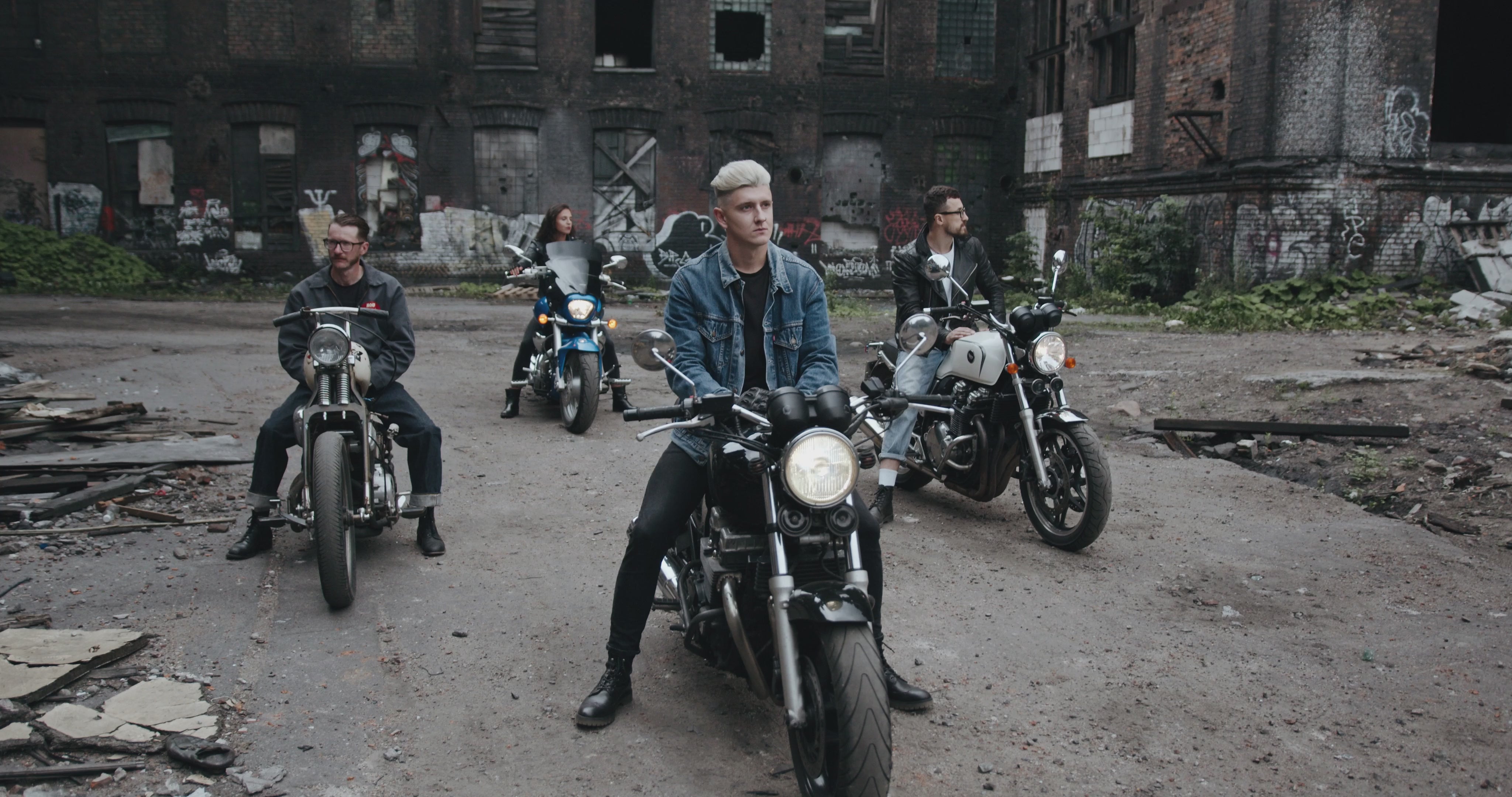 ジャケット・アウター GANGSTERVILLE 719 - QUILTED JACKET L ジャケット・アウター GANGSTERVILLE 719 - QUILTED JACKET L